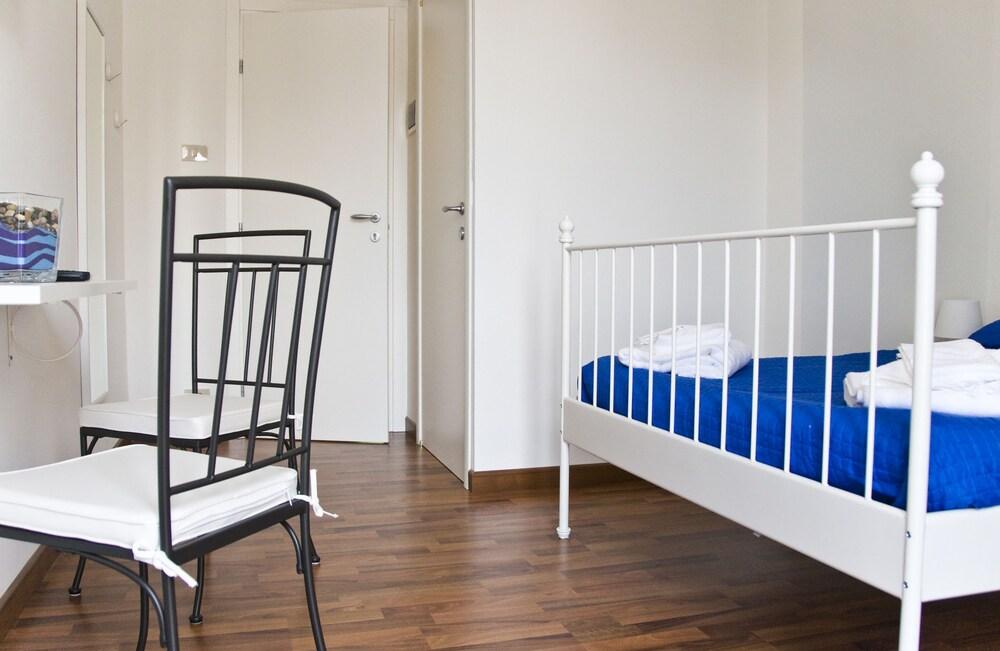 Zenzero & Cannella Boutique Rooms ตรีเอสเต ภายนอก รูปภาพ