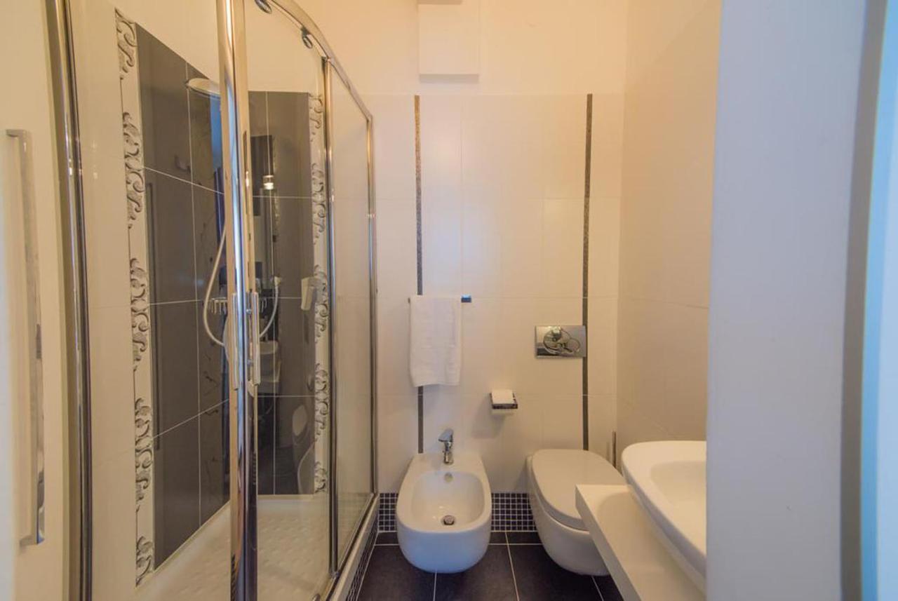 Zenzero & Cannella Boutique Rooms ตรีเอสเต ภายนอก รูปภาพ